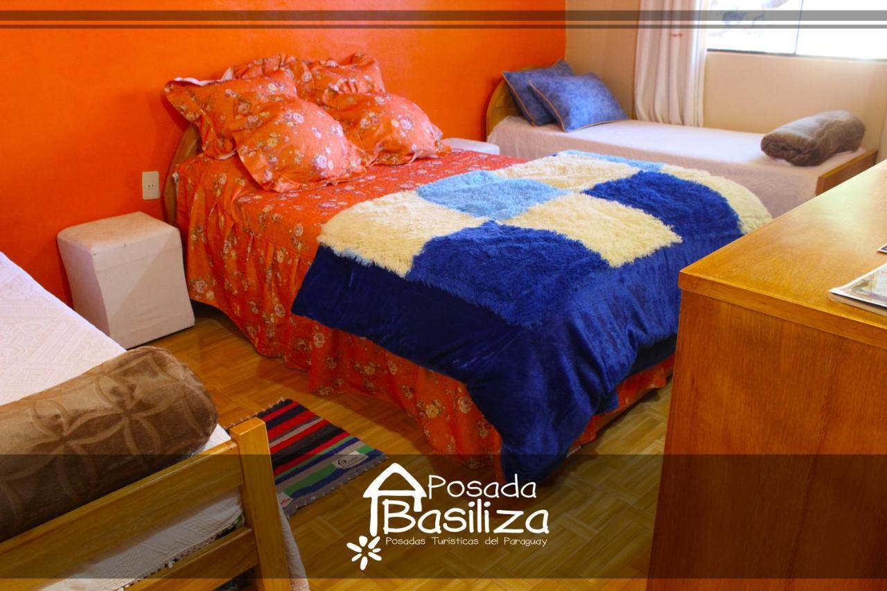 Posada Basiliza, Encarnacion Py Dış mekan fotoğraf