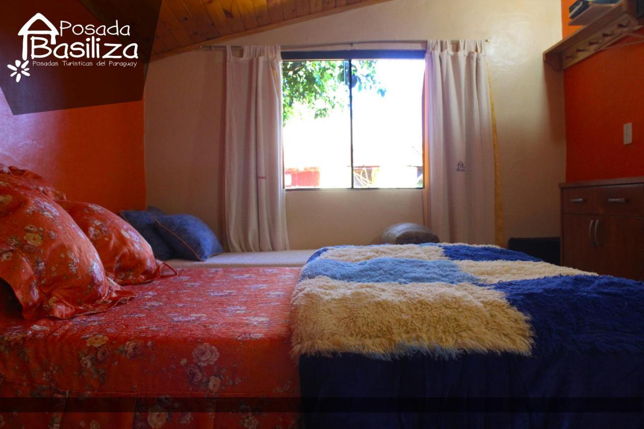 Posada Basiliza, Encarnacion Py Dış mekan fotoğraf