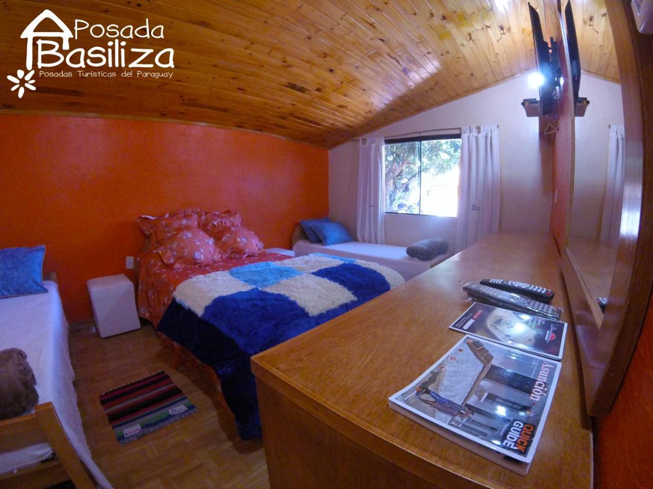 Posada Basiliza, Encarnacion Py Dış mekan fotoğraf