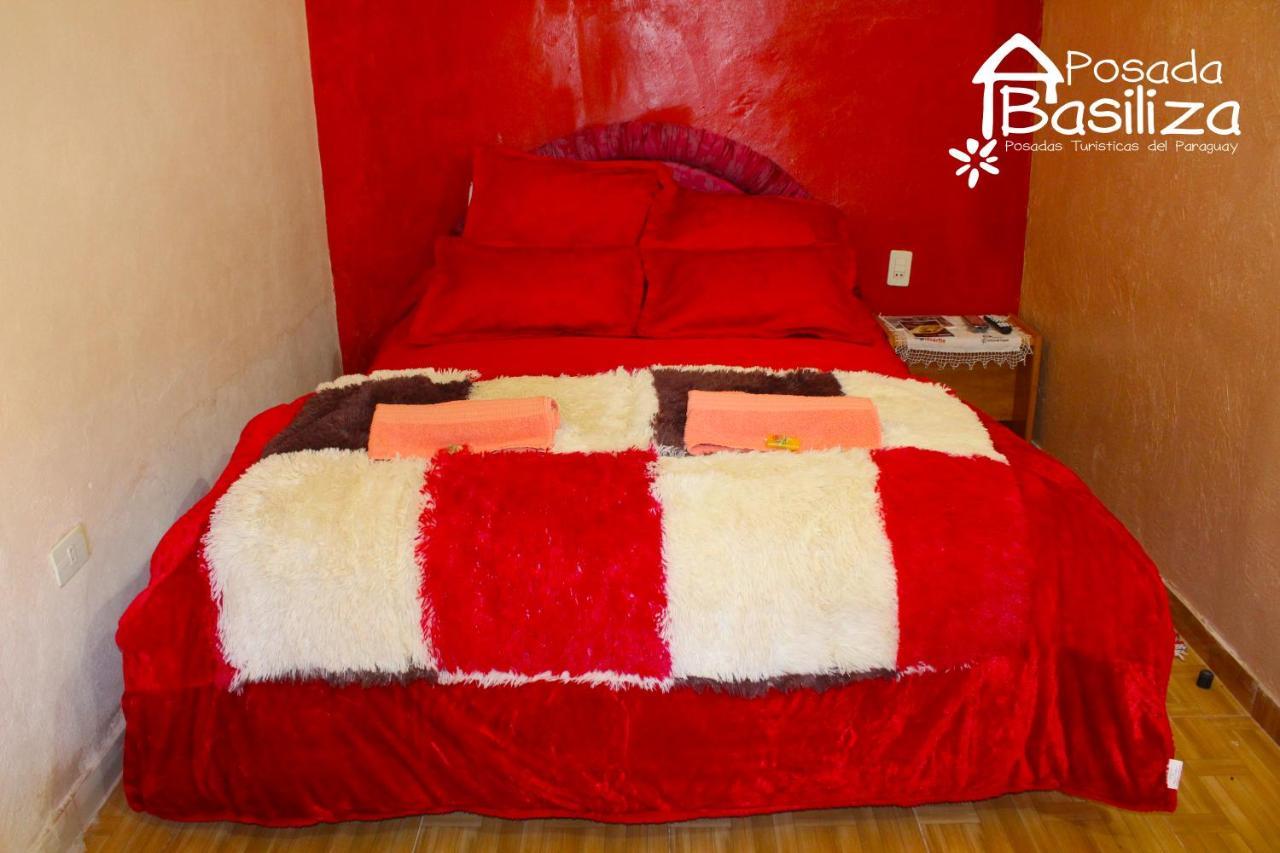 Posada Basiliza, Encarnacion Py Dış mekan fotoğraf