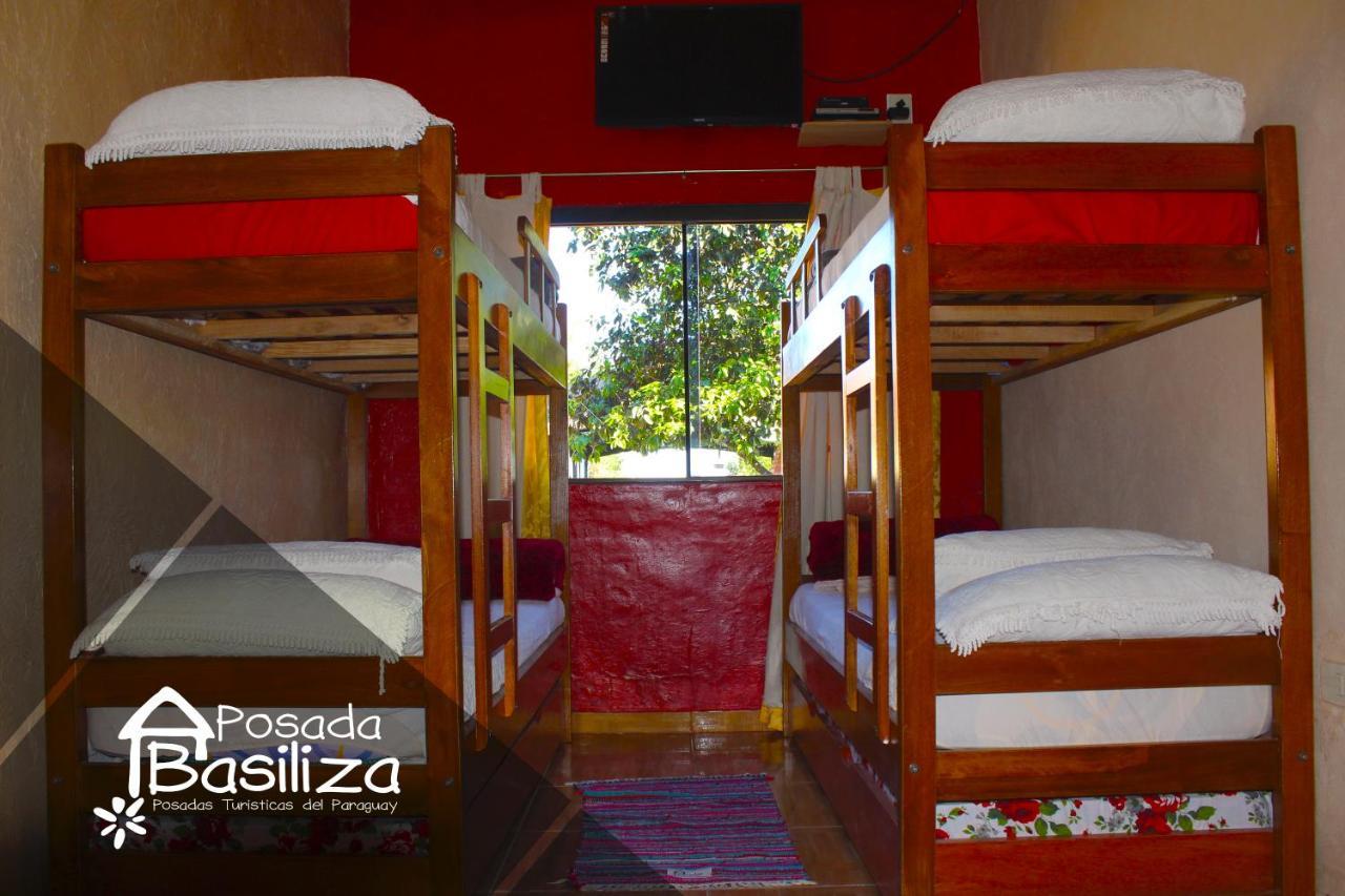 Posada Basiliza, Encarnacion Py Dış mekan fotoğraf