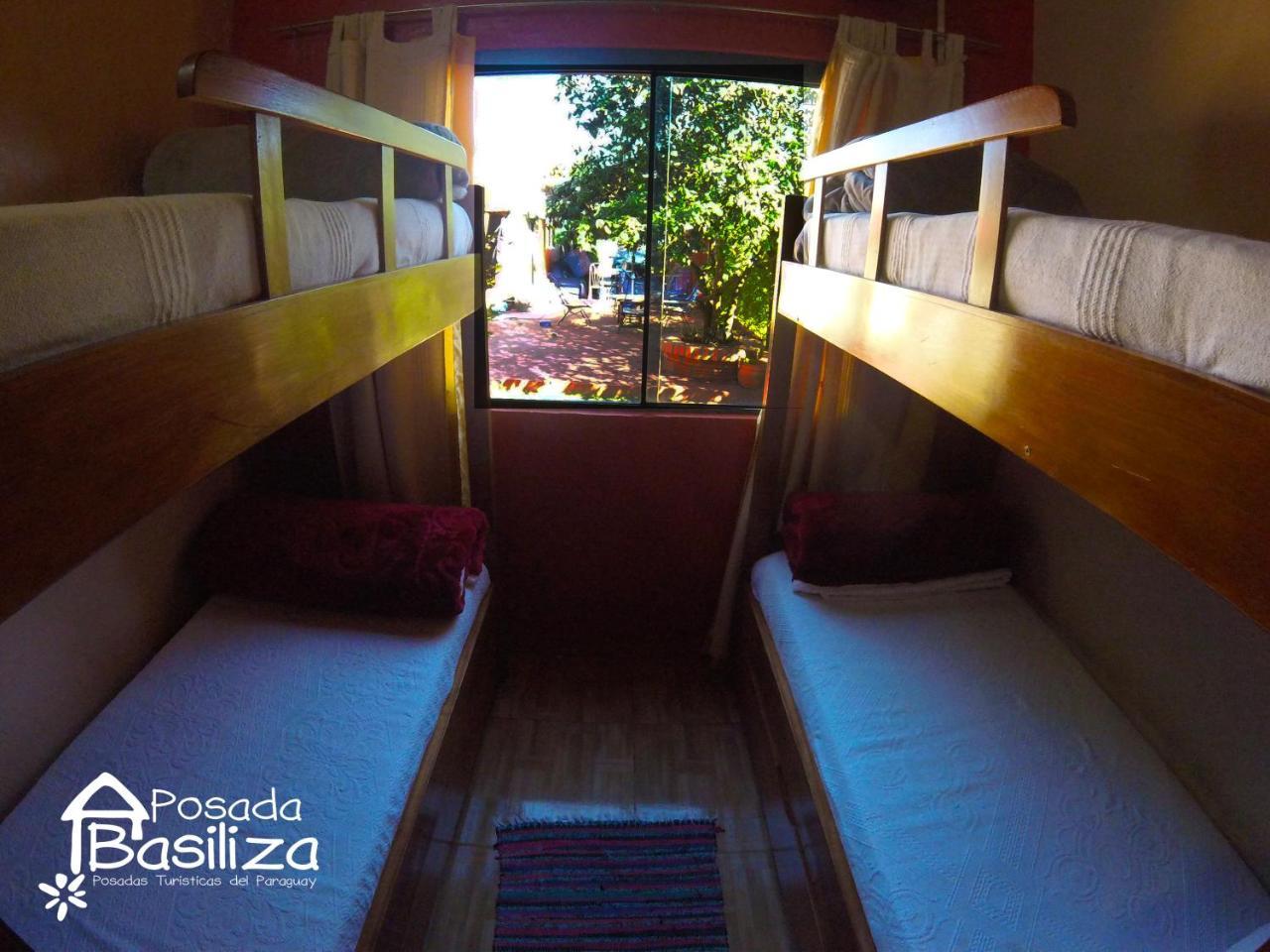Posada Basiliza, Encarnacion Py Dış mekan fotoğraf