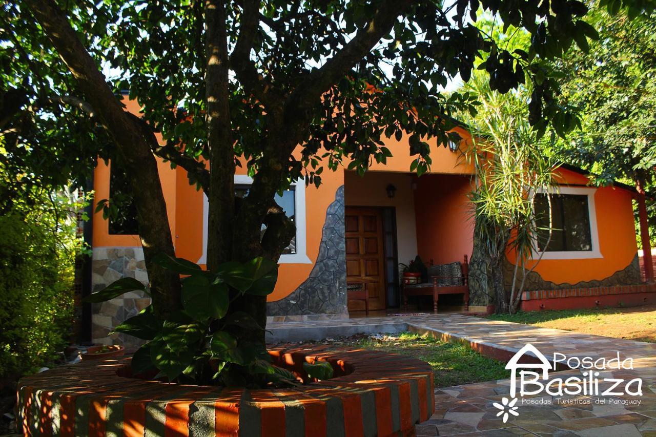 Posada Basiliza, Encarnacion Py Dış mekan fotoğraf