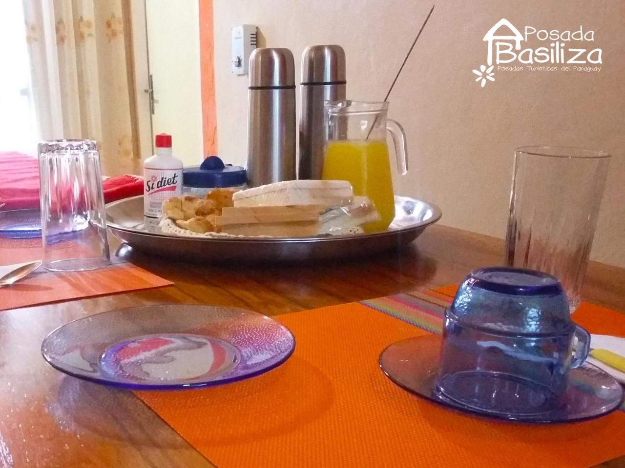 Posada Basiliza, Encarnacion Py Dış mekan fotoğraf