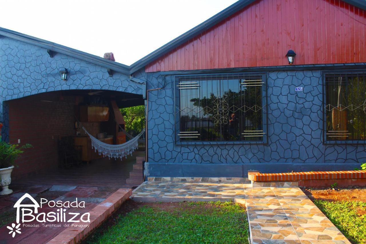 Posada Basiliza, Encarnacion Py Dış mekan fotoğraf